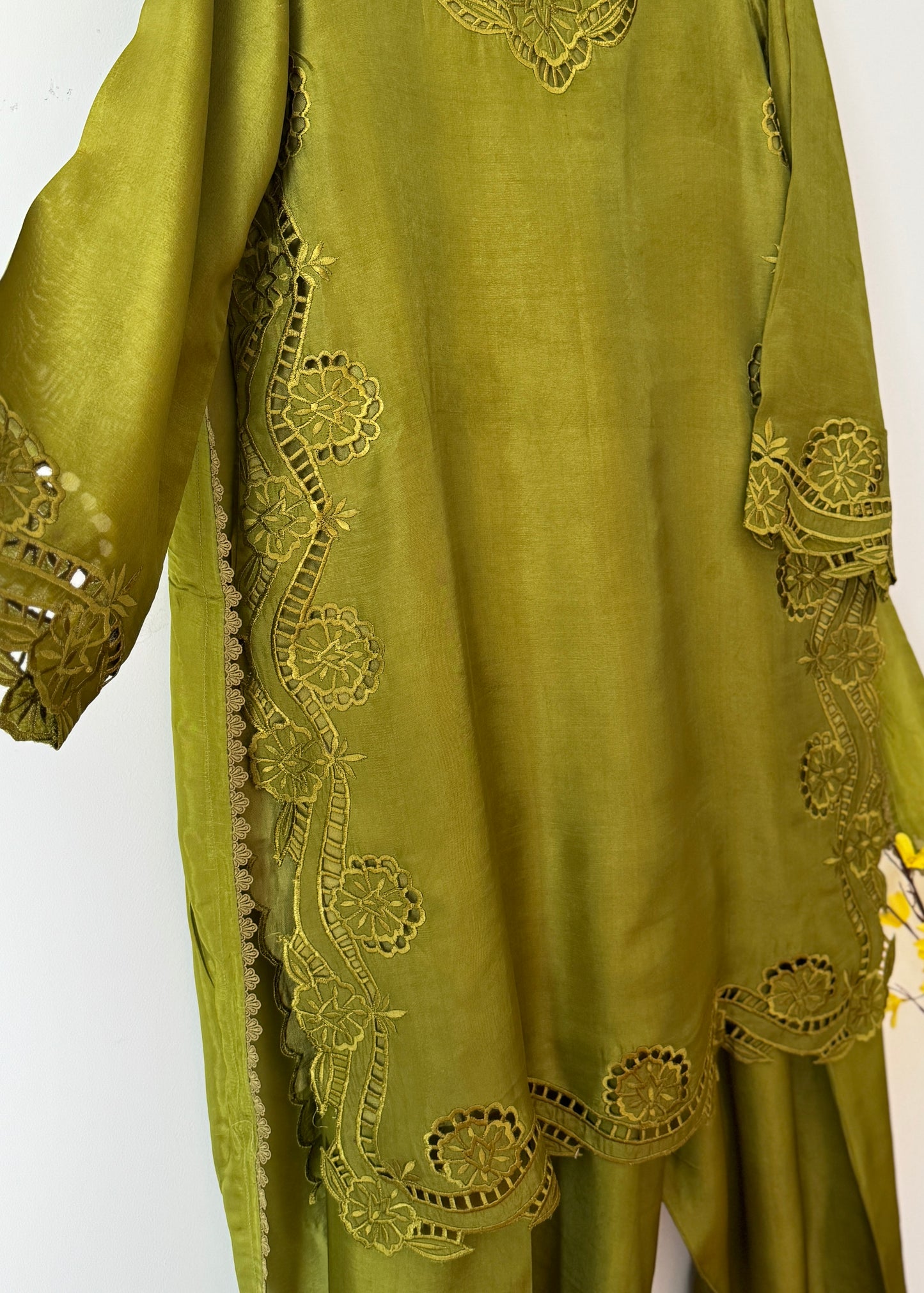 Mehndi green