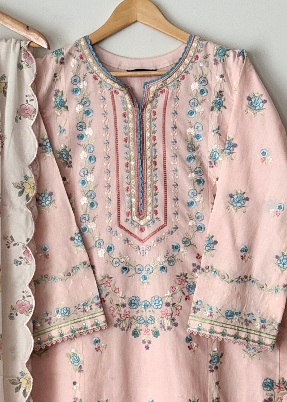 Lawn embroidered suit- Zara Shahjahan