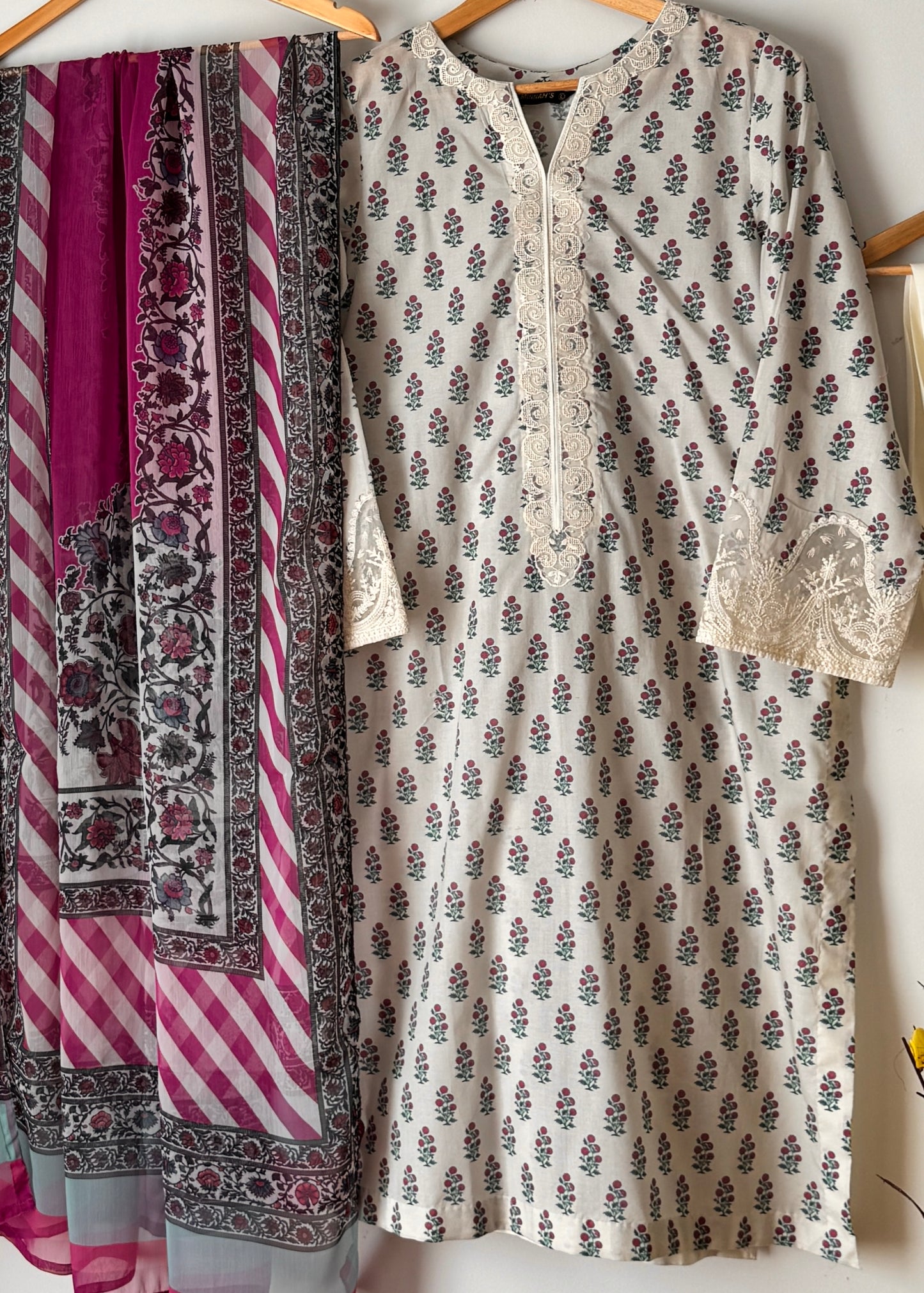 Xenia - lawn collection