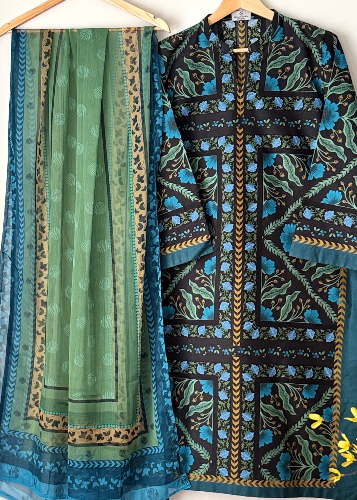 Digital printed lawn 04 - Basic