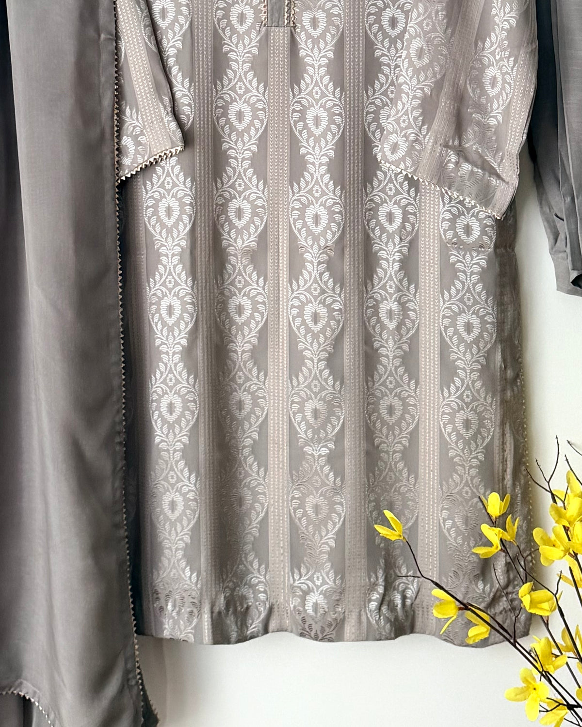 Self silk Jaquard