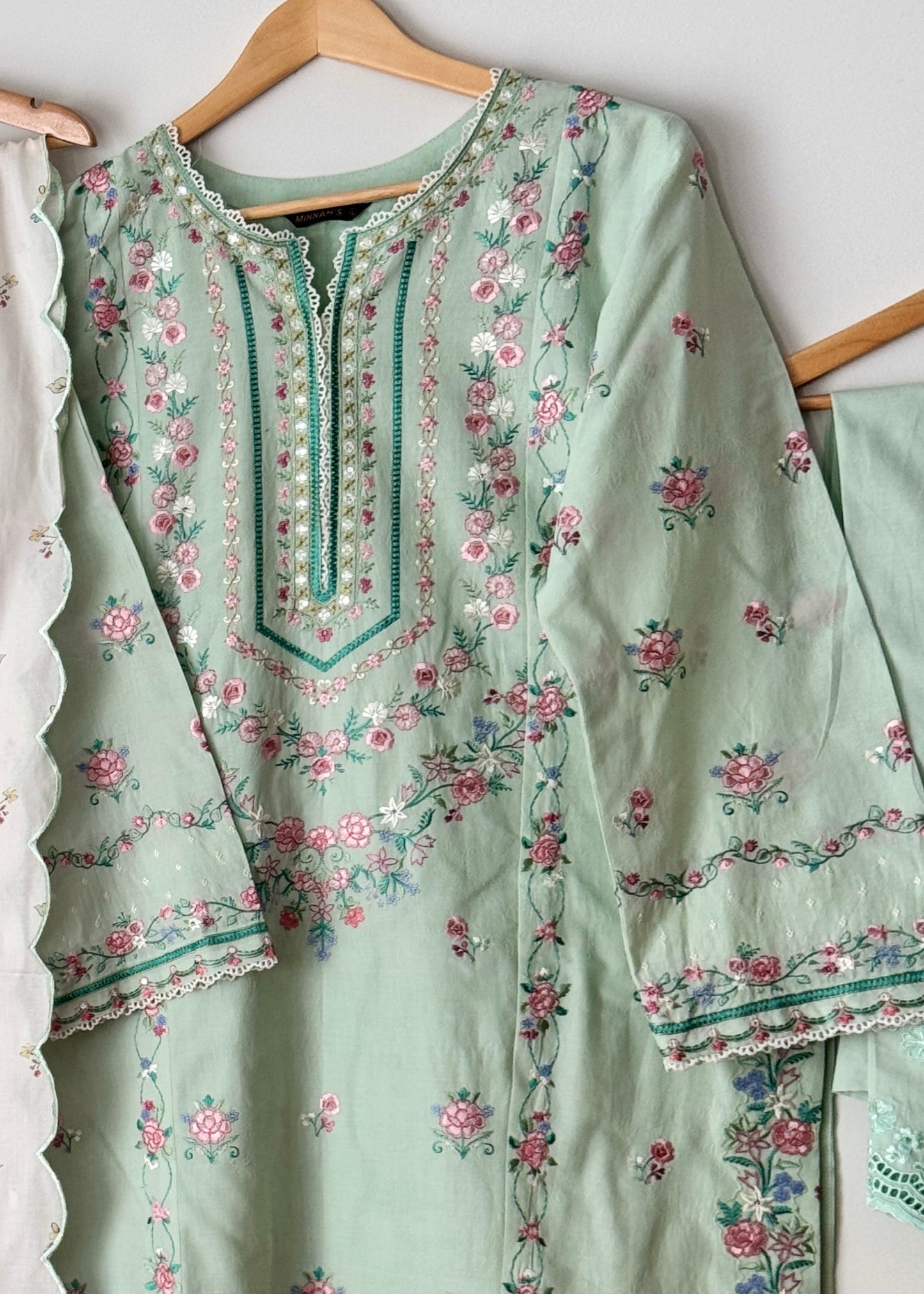 Lawn embroidered suit- Zara Shahjahan