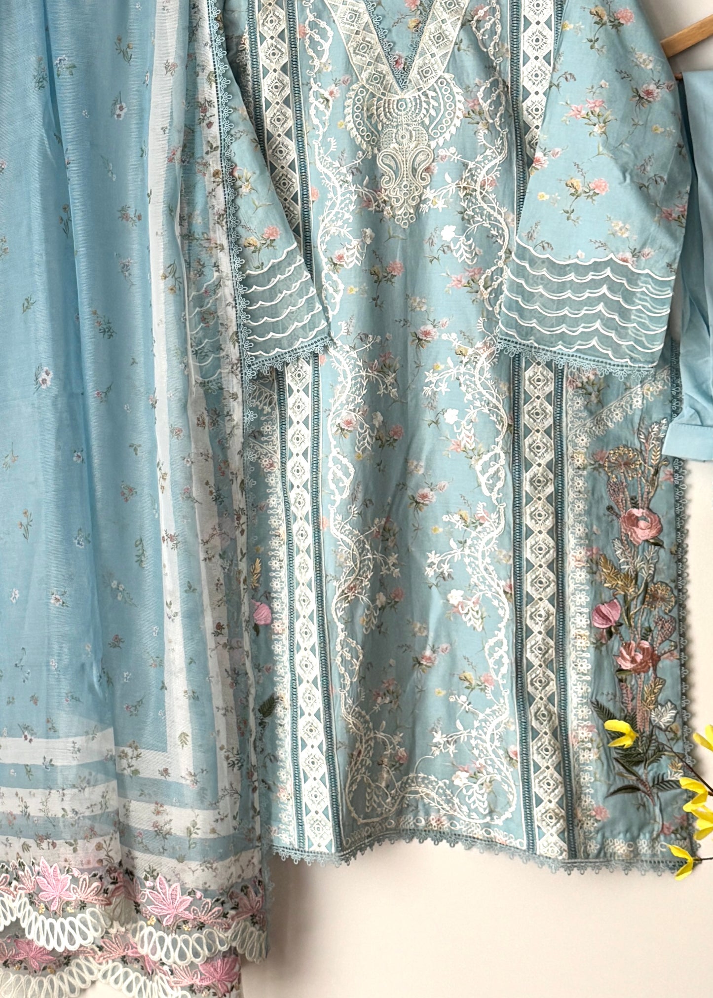Design 4 - Saira Shakira