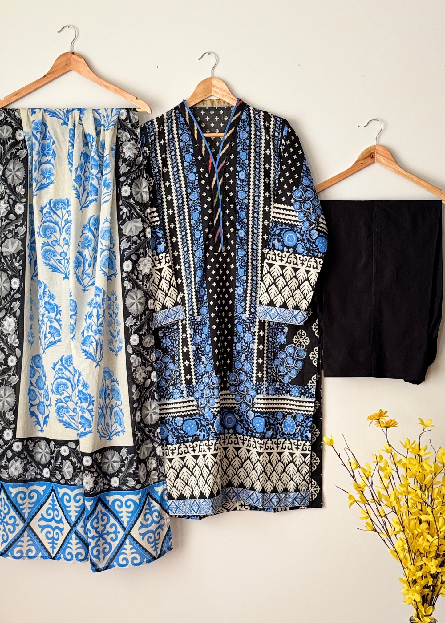Printed lawn suit 03 - SAPPHIRE
