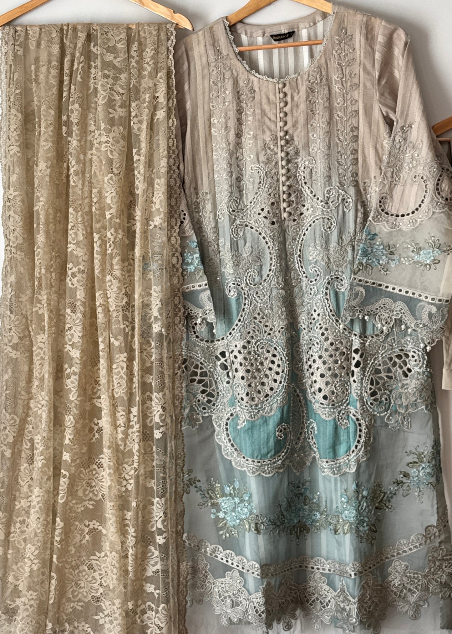 Maria b - Luxury lawn