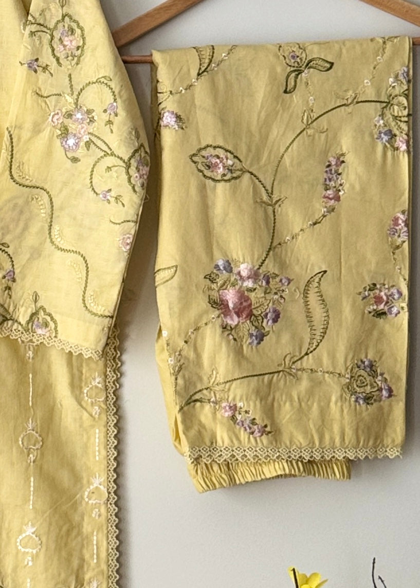 Lawn embroidered suit- Zara Shahjahan