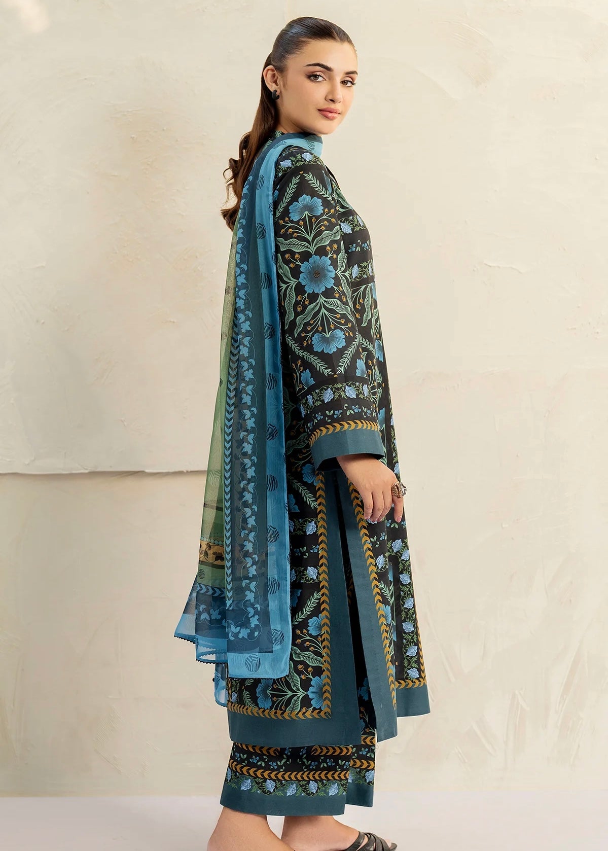 Digital printed lawn 04 - Basic