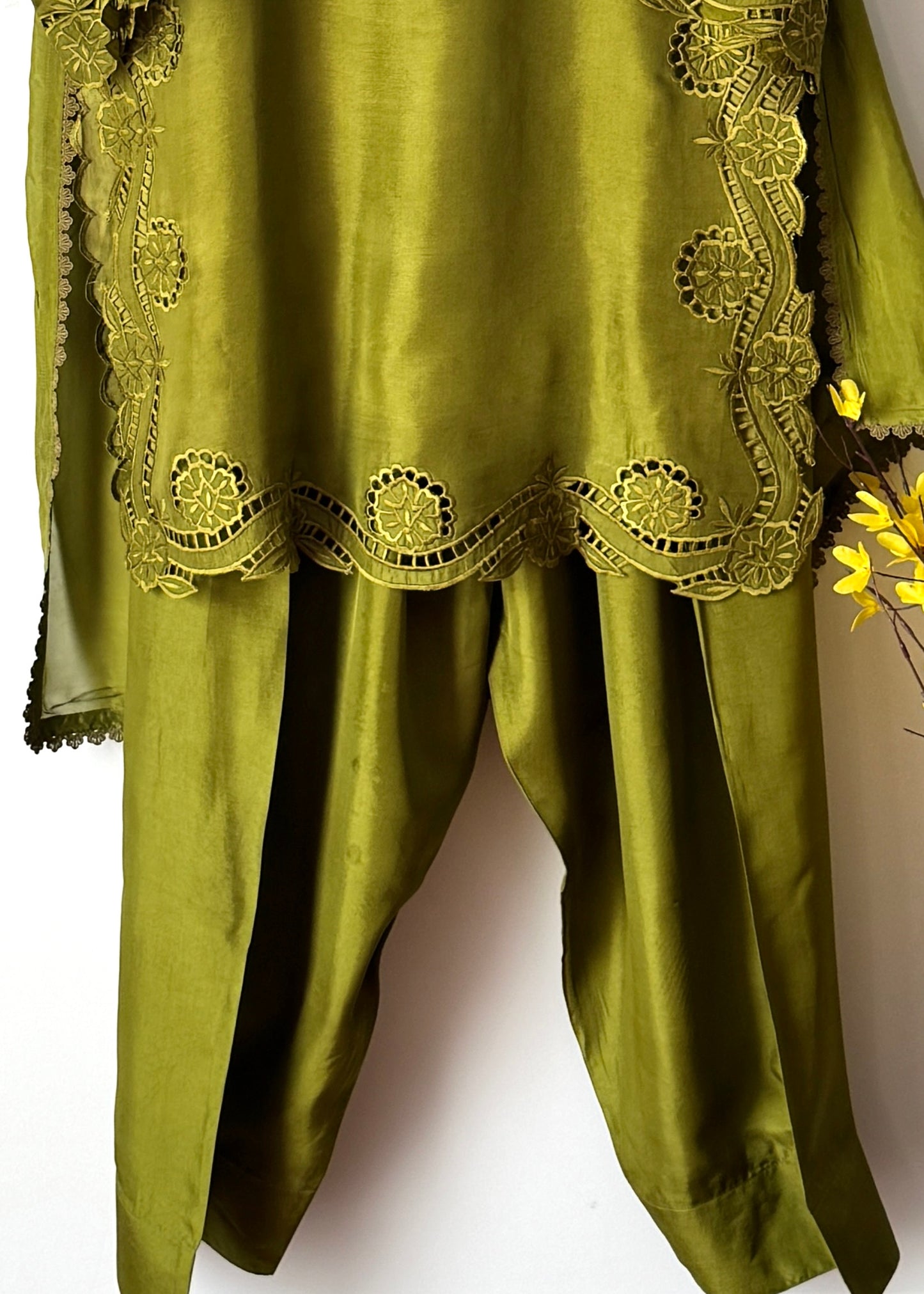 Mehndi green