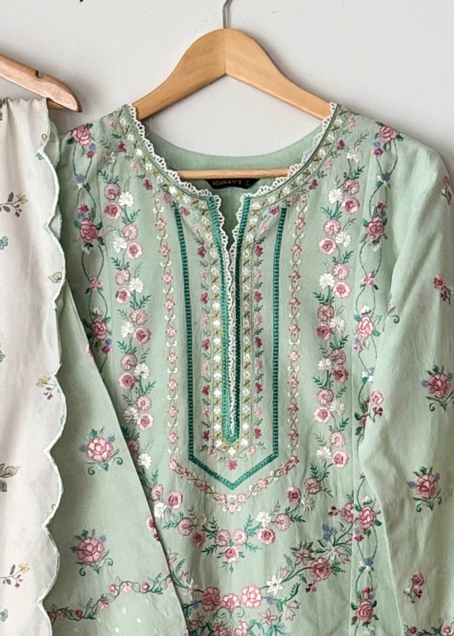 Lawn embroidered suit- Zara Shahjahan