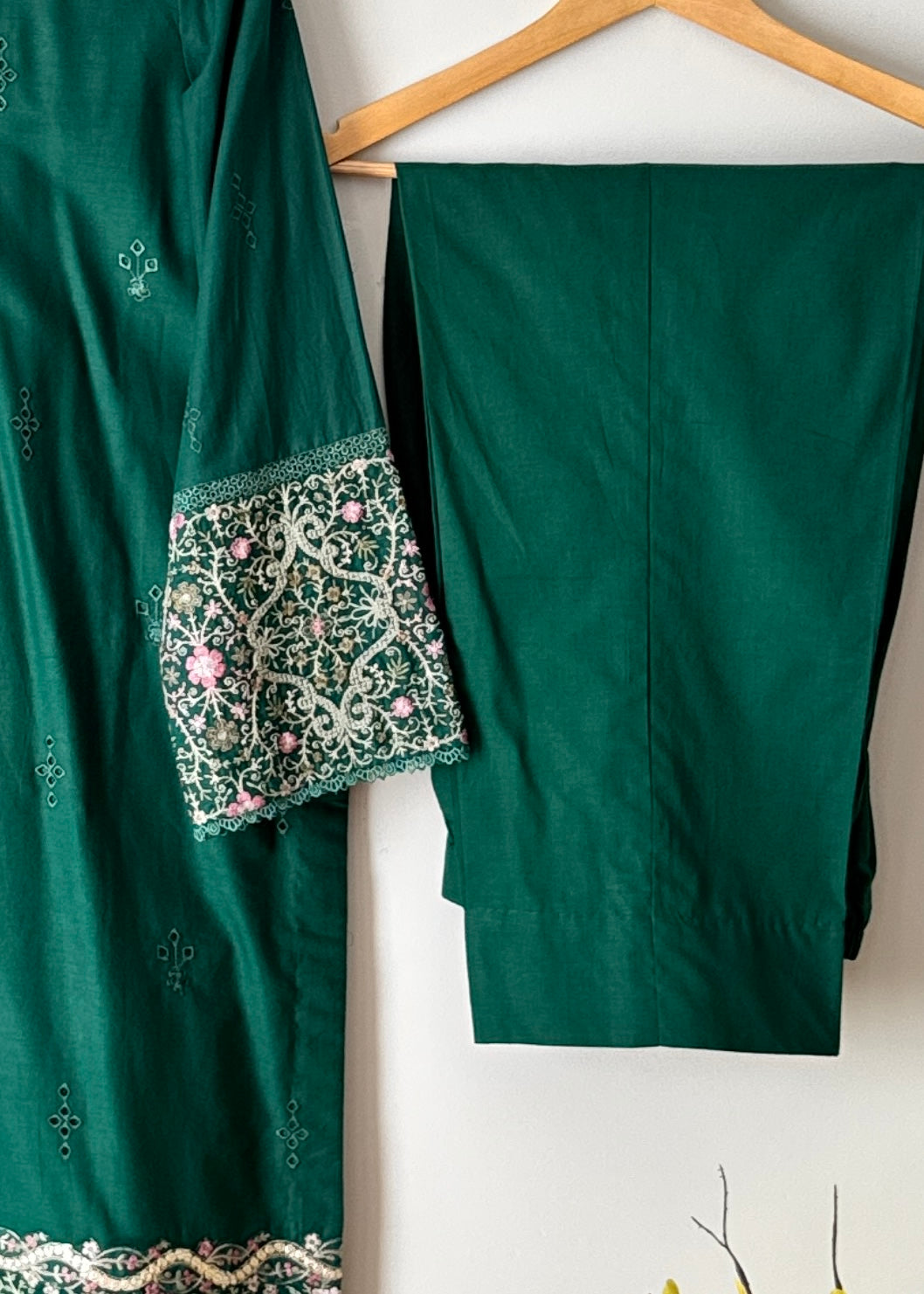 Noor by sadia asad - Lawn chicken Kari
