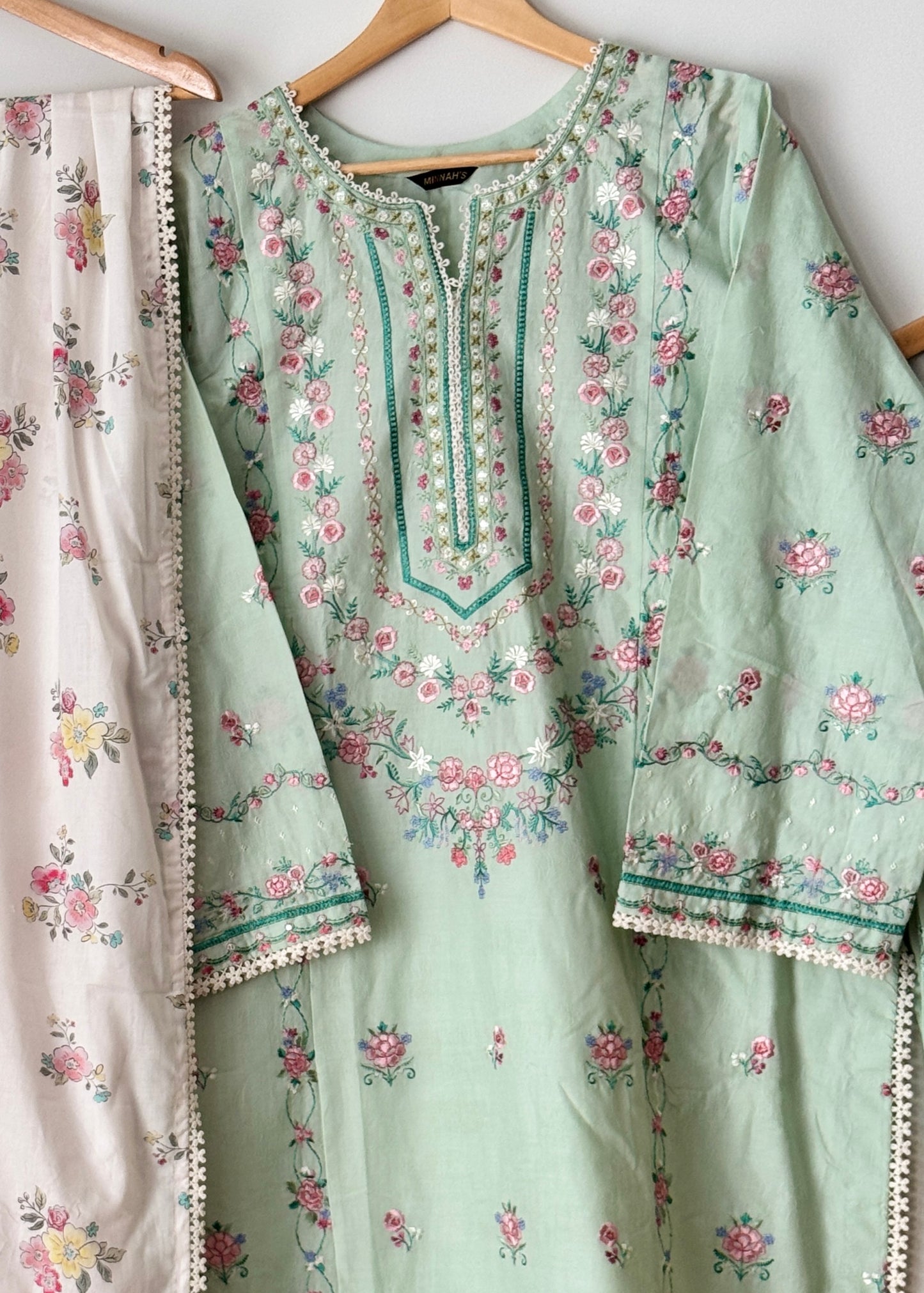 Lawn embroidered suit- Zara Shahjahan