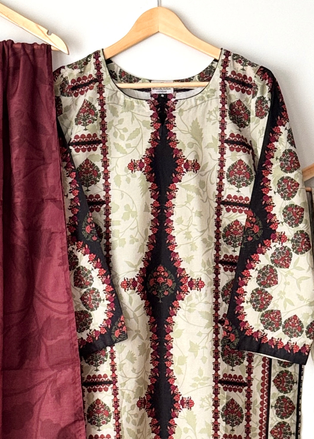 Digital printed lawn 05 - Basic