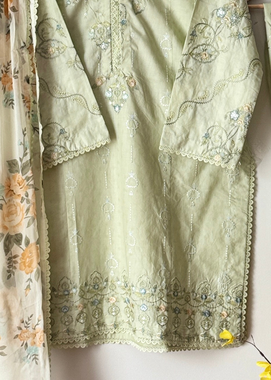 Lawn embroidered suit- Zara Shahjahan