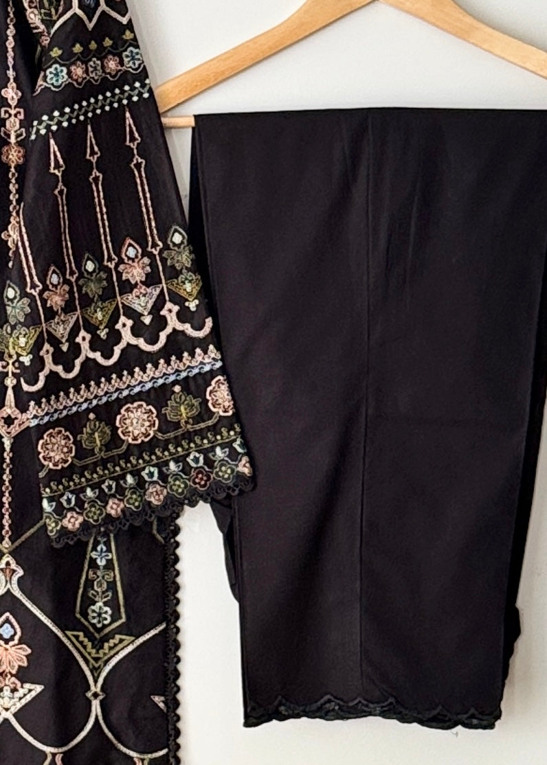 Lawn embroidered suit- Zara Shahjahan