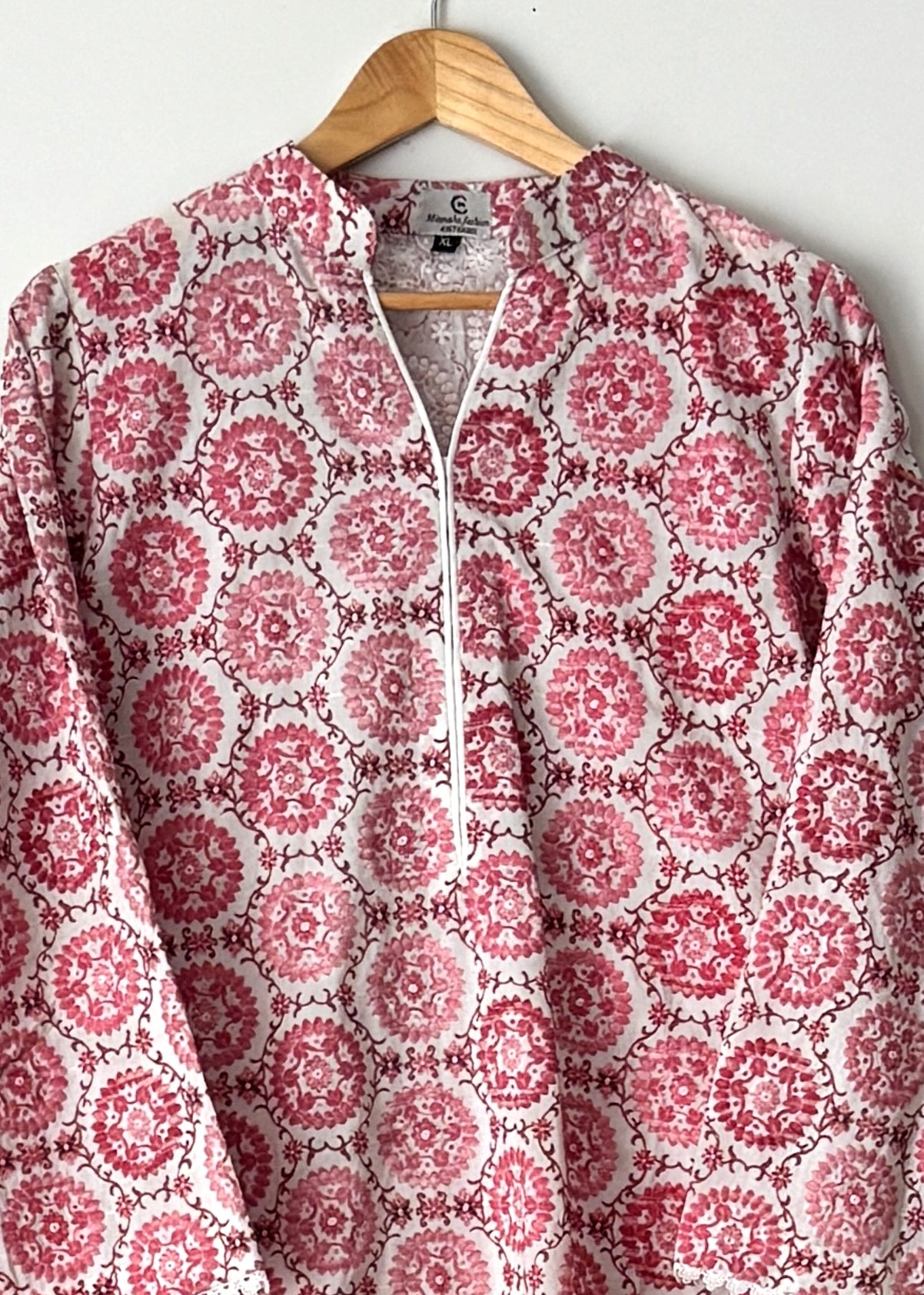 Embroidered suit- Basic