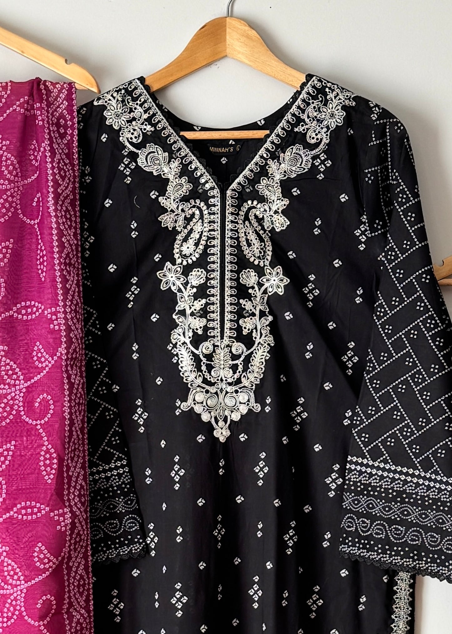 Xenia - lawn collection