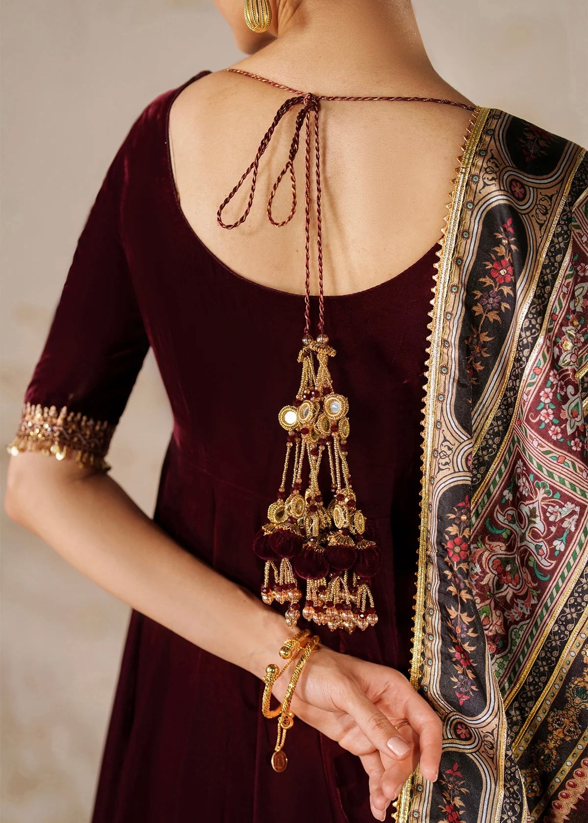 Velvet embroidered dress - Baroque