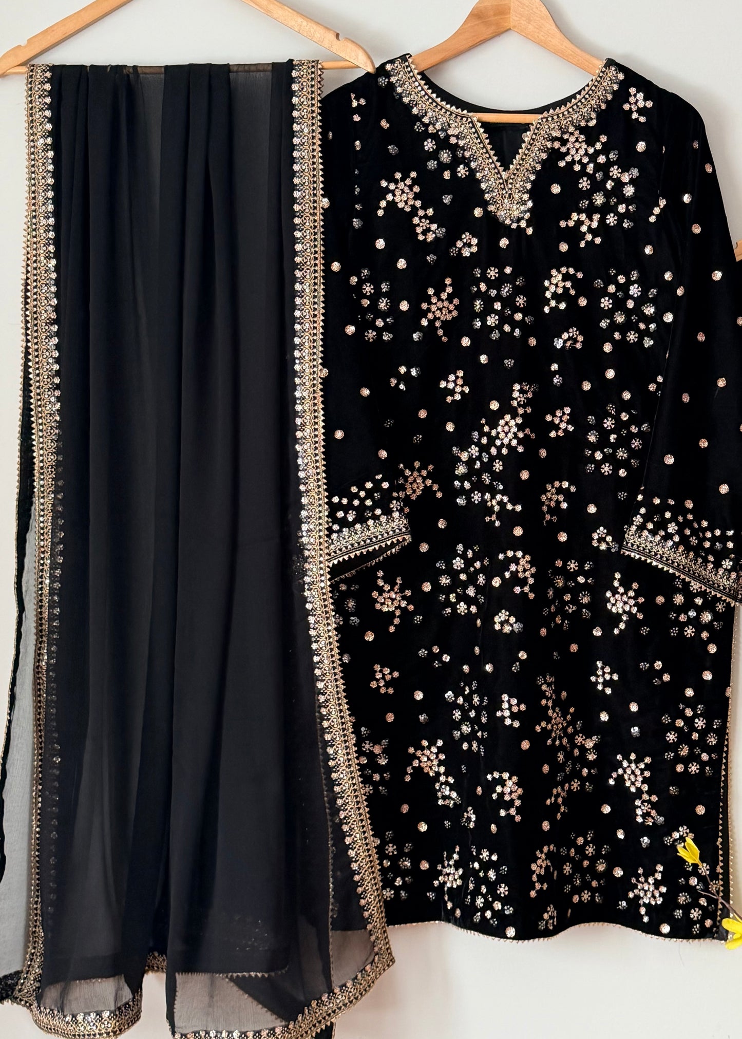 Velvet embroidered suit - Baroque