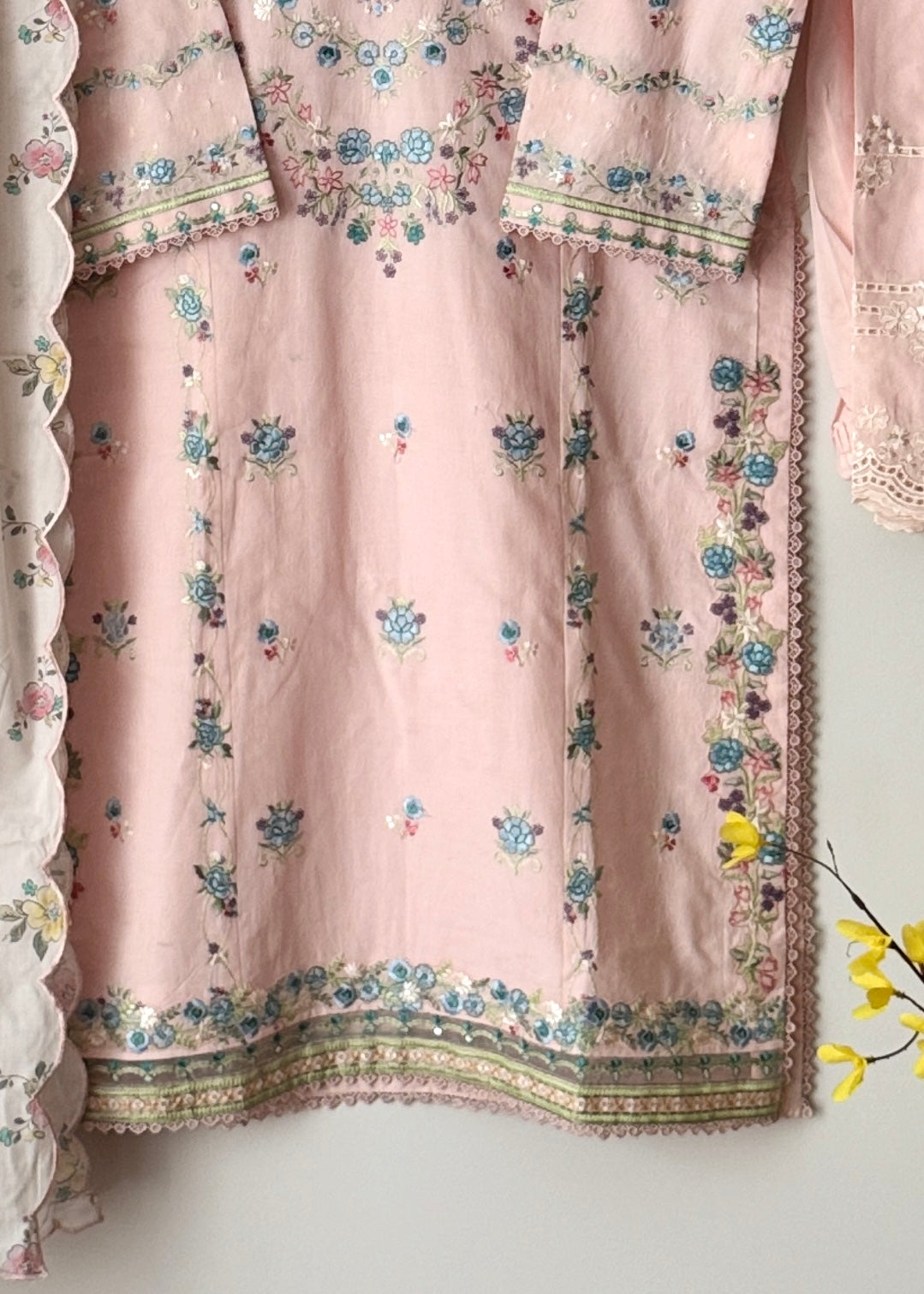 Lawn embroidered suit- Zara Shahjahan