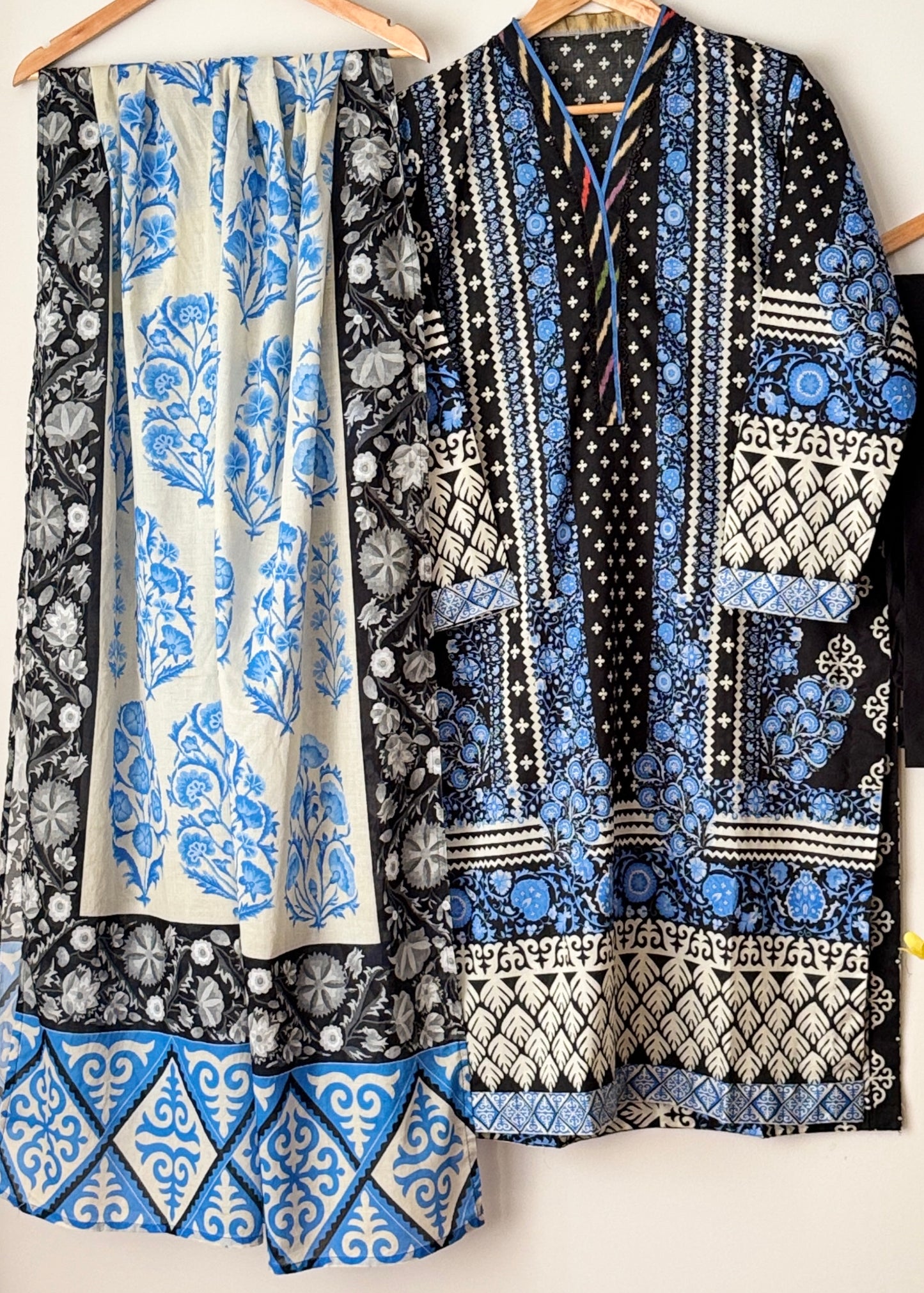 Printed lawn suit 03 - SAPPHIRE