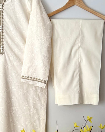 Meher - cotton embroidered