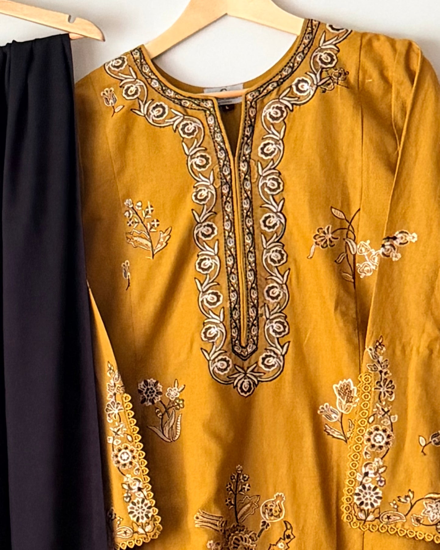 Dawn - Zara shahjahan