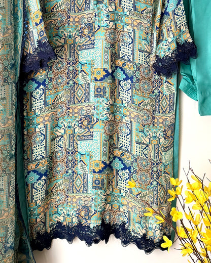 Printed crepe silk suit