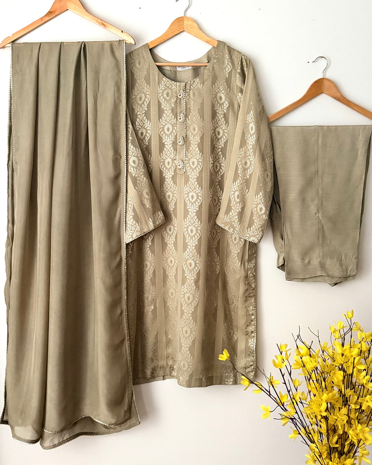 Self silk Jaquard