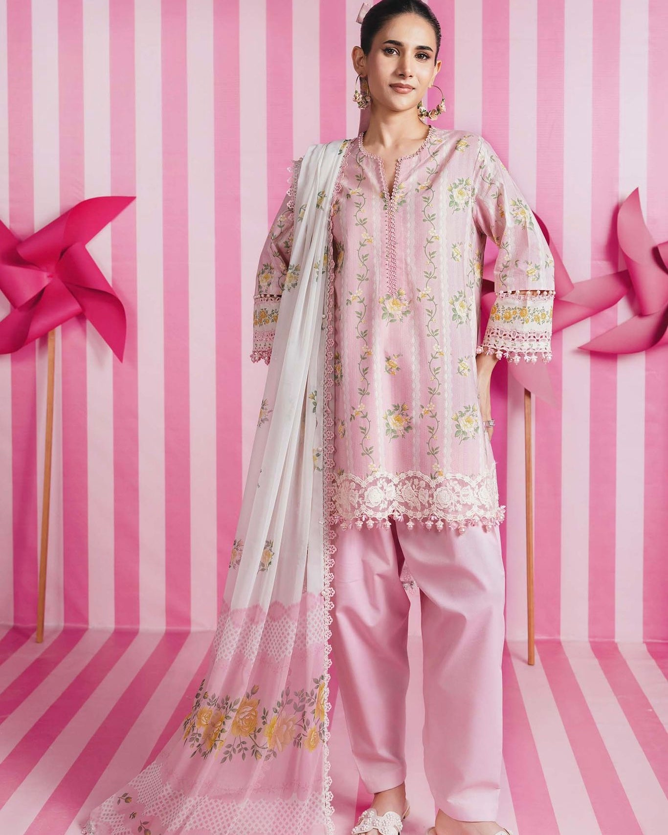 Maria b lawn