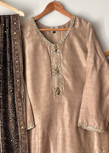 Sunehri - Kamdani collection