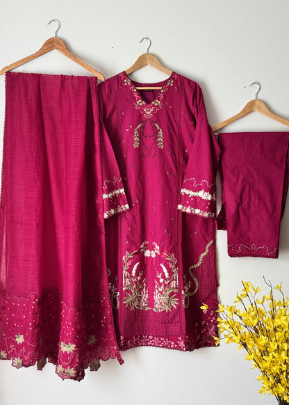 Design 1  - Saira Shakira