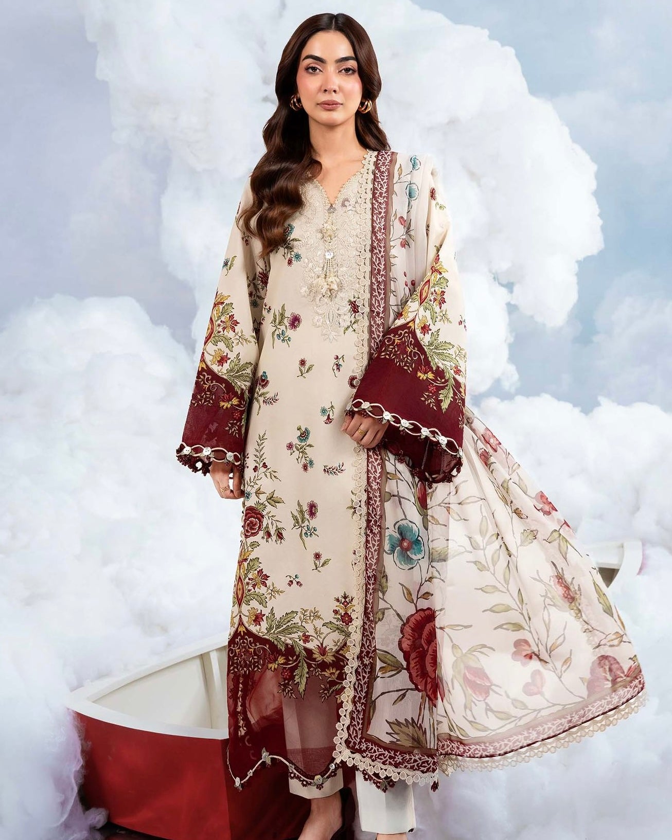 Maria b lawn