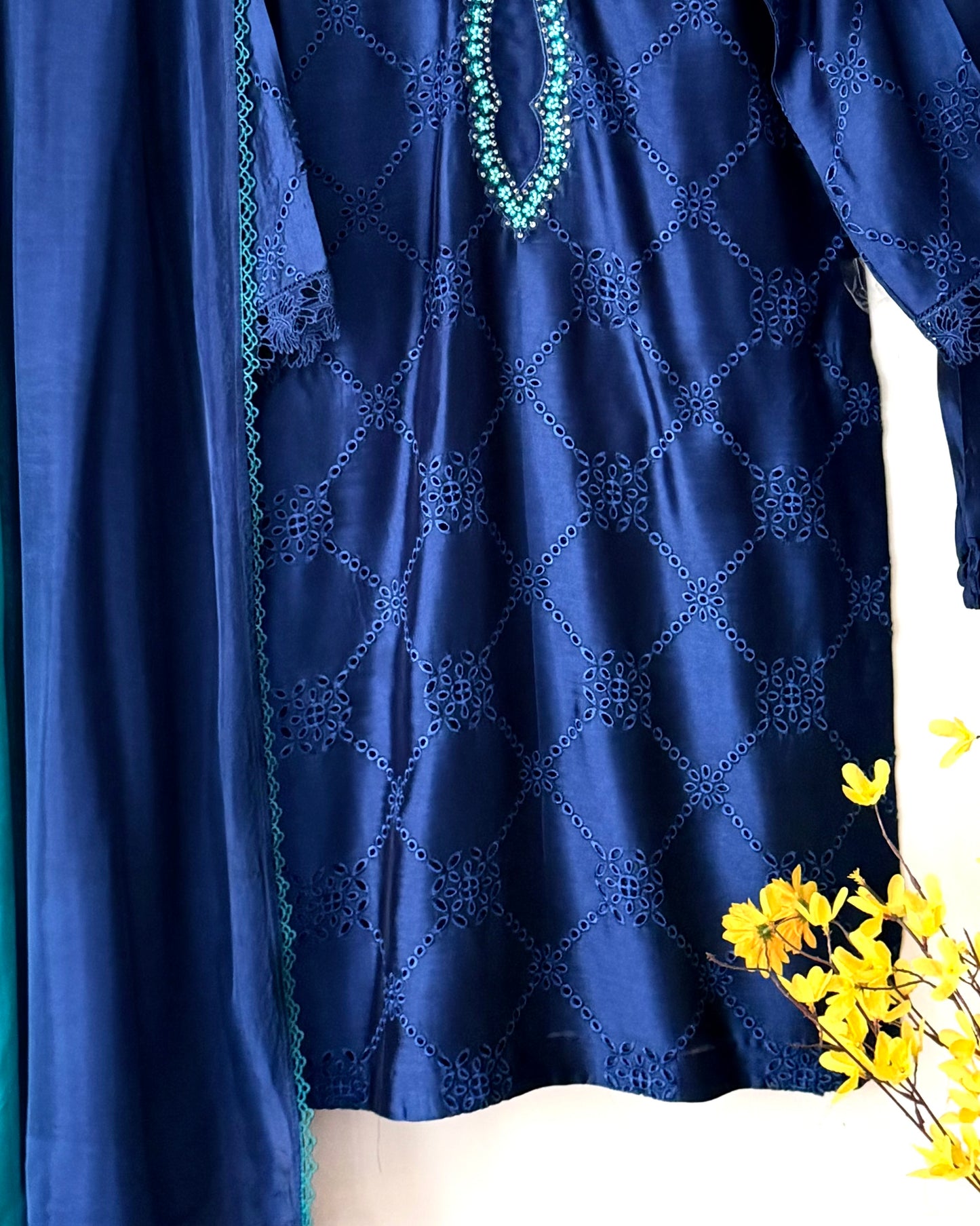 Daastan - Embroidered  sheesha silk