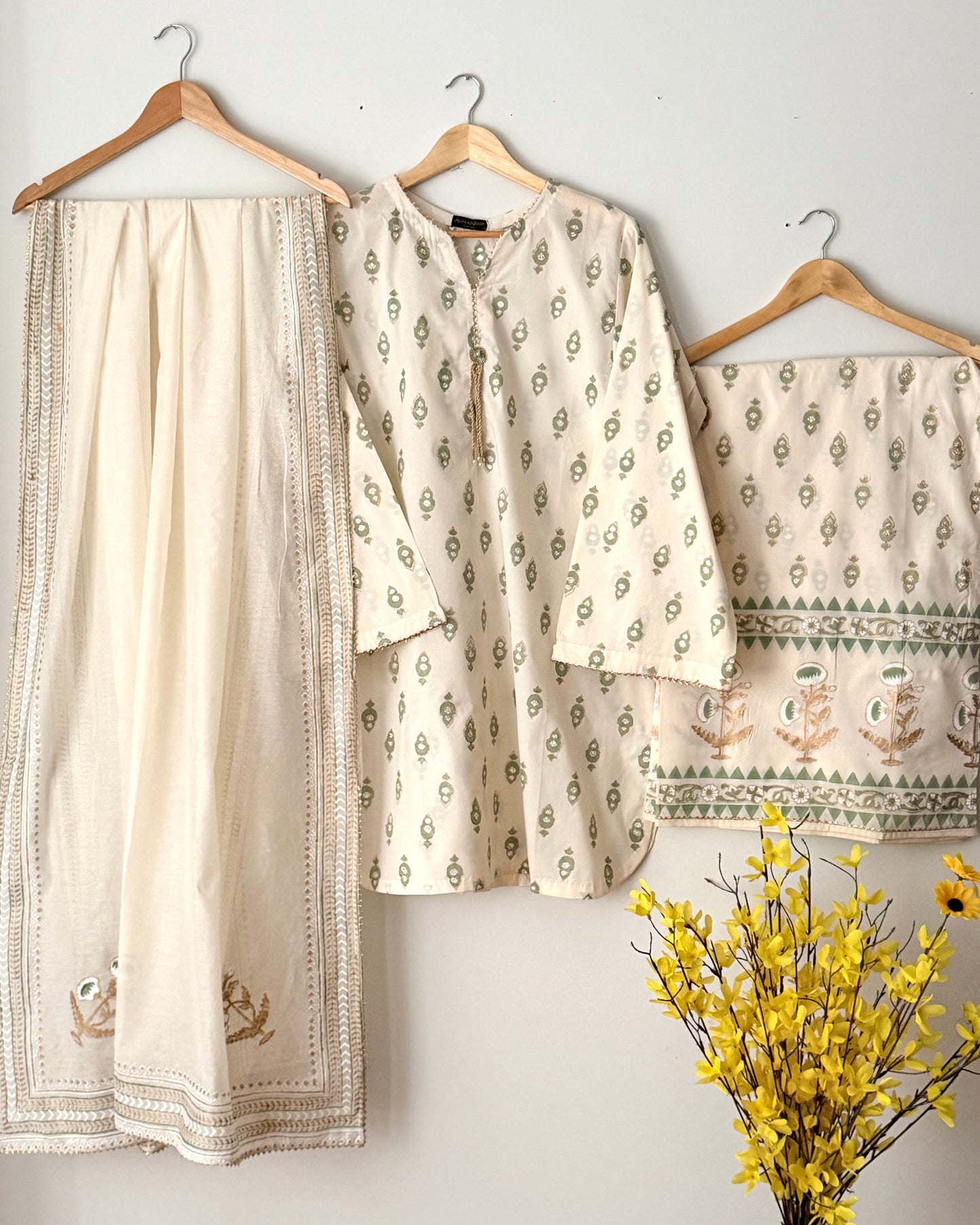 Block printed kora cotton - Agha noor