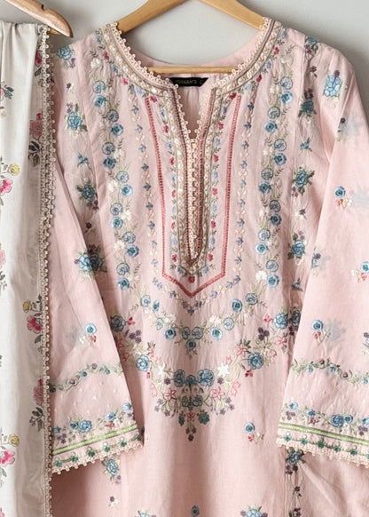 Lawn embroidered suit- Zara Shahjahan