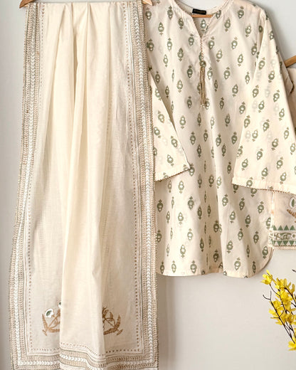 Block printed kora cotton - Agha noor