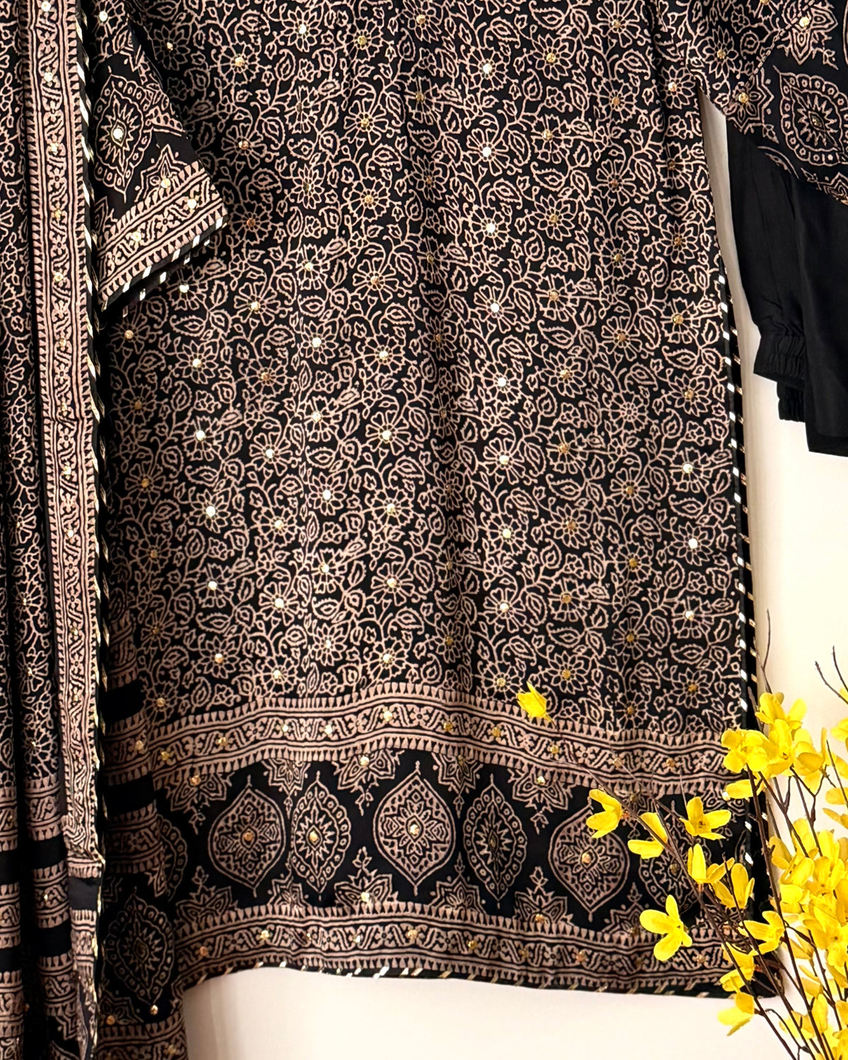 Ajrak Kamdani silk suit