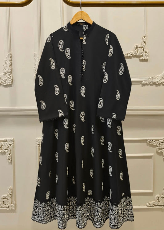 Lawn embroidered suit- Agha Noor