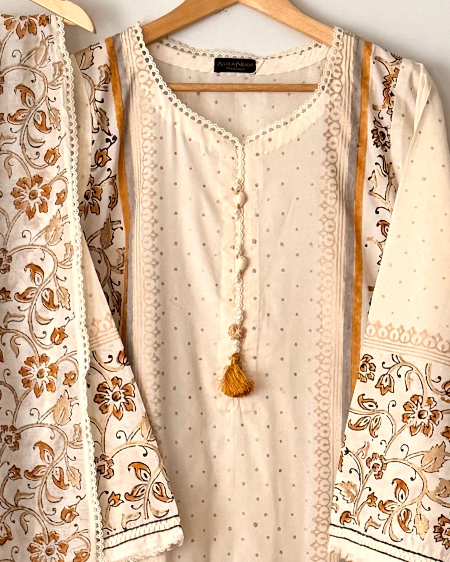 Block printed kora cotton - Agha noor