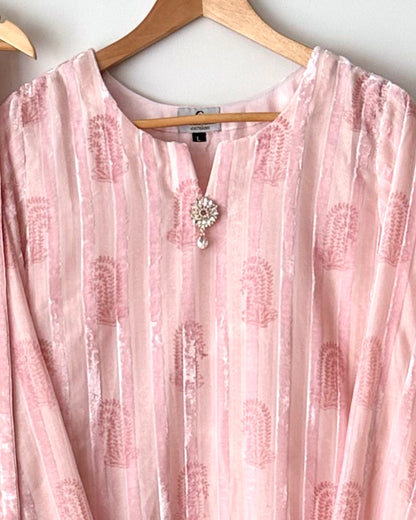 Chiffon palachi suit - J. ( Junaid jamshed )