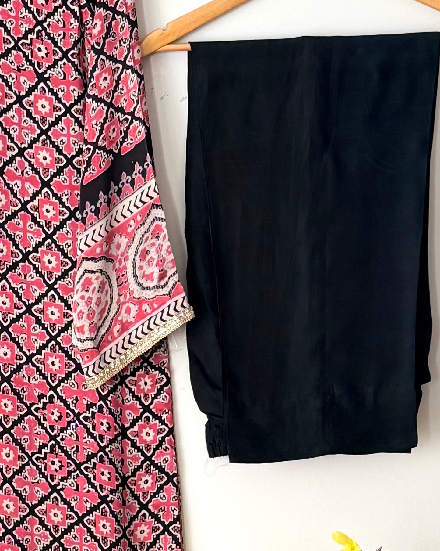 Noor -e- silk(B) -  Block printed Korean shamoze