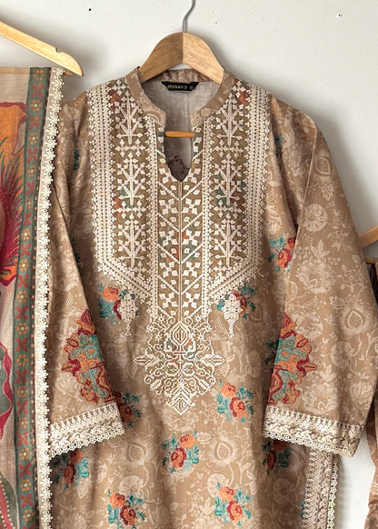 Aymah- zainab chottani