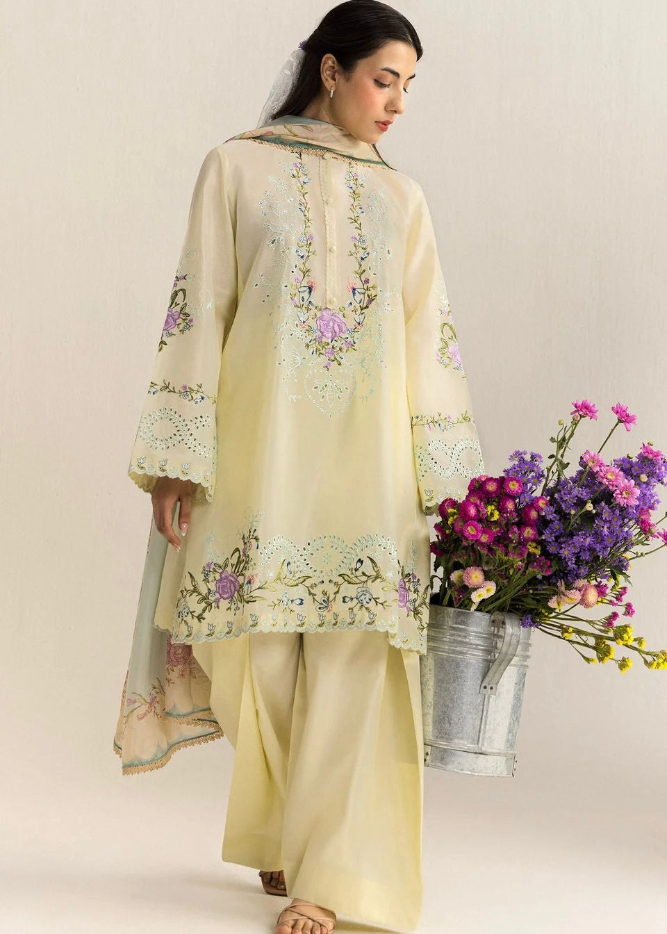 Zara shahjahan  lawn
