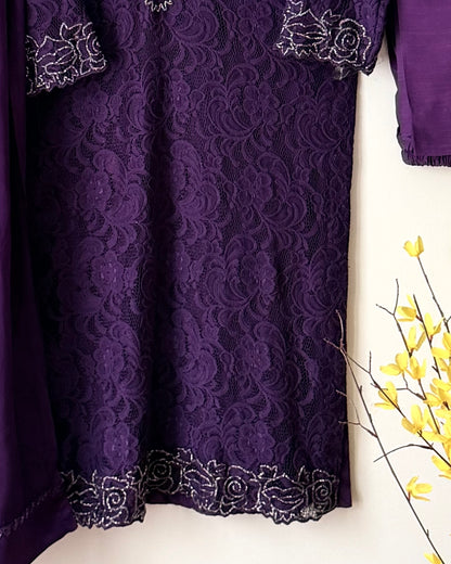 Chantelle lace dress