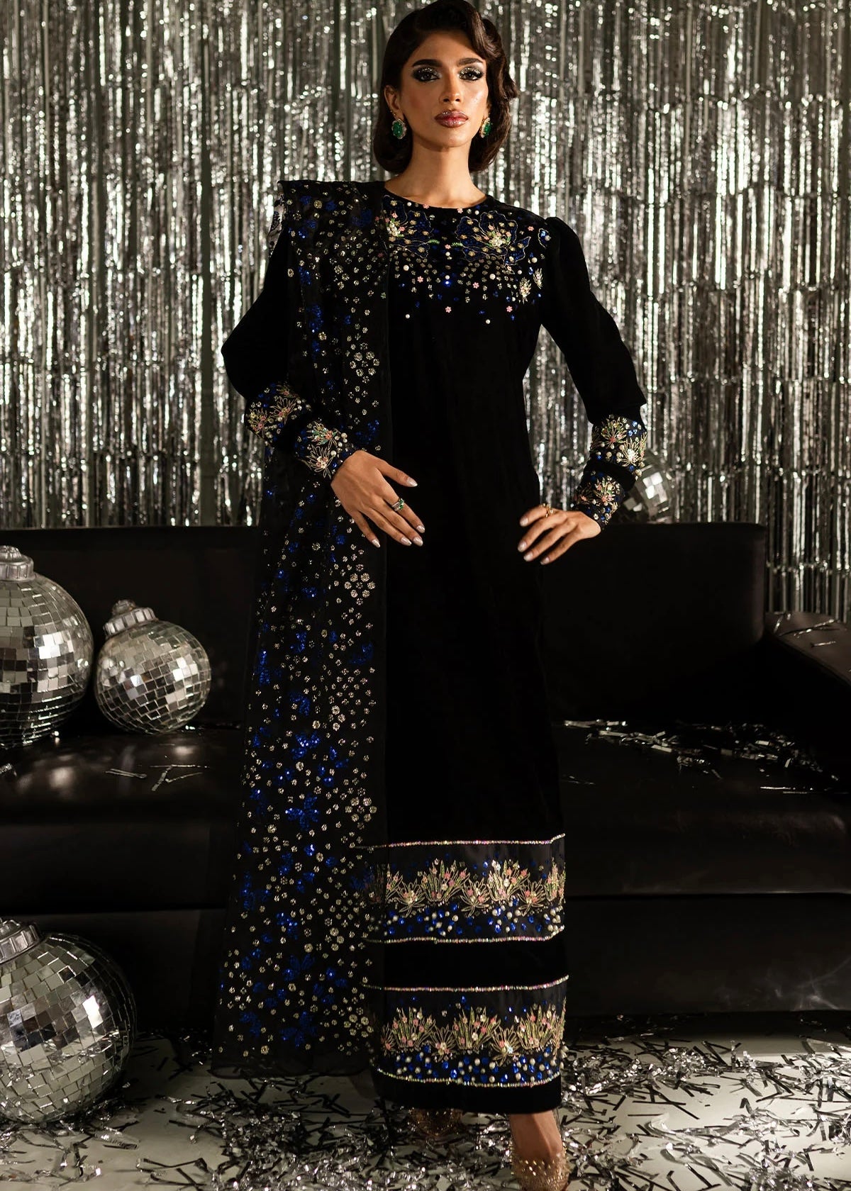 Embellished velvet - Nureh