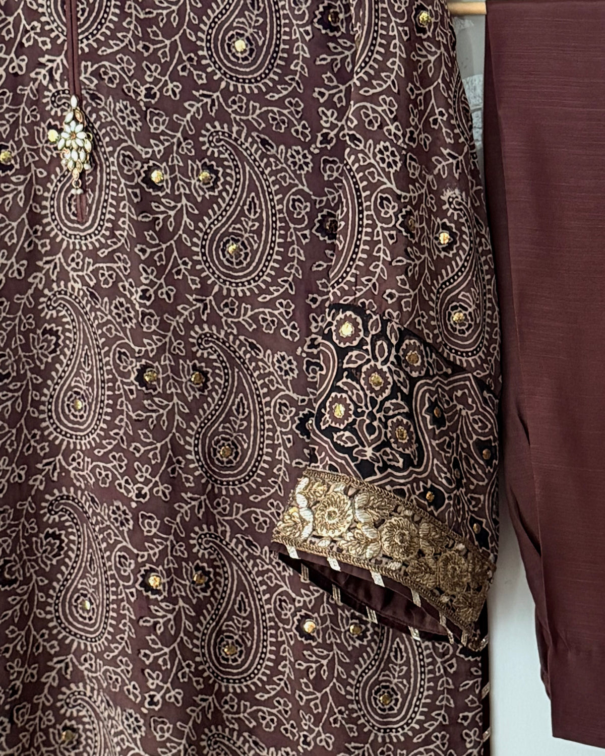 Ajrak Kamdani silk suit