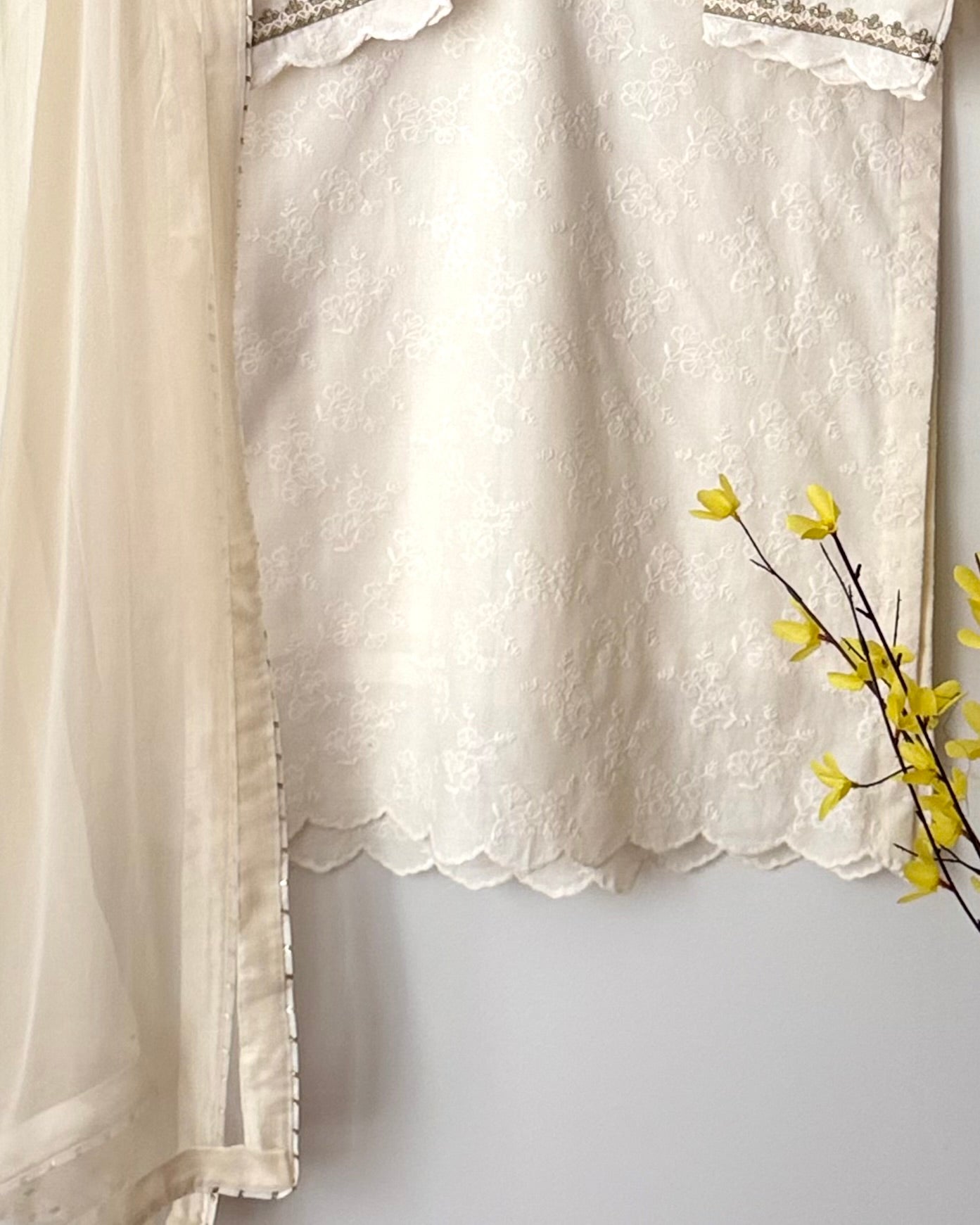 Meher - cotton embroidered