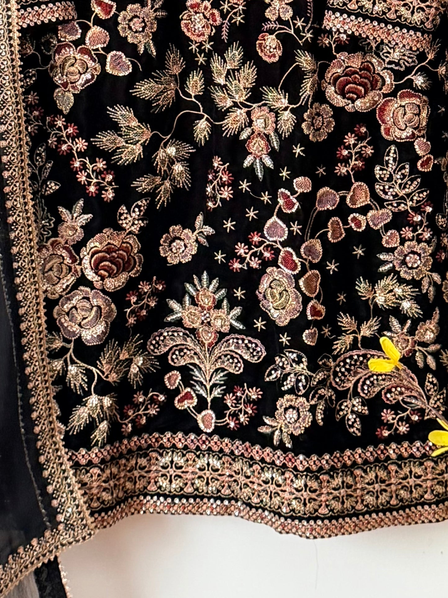 Velvet embroidered suit - Baroque