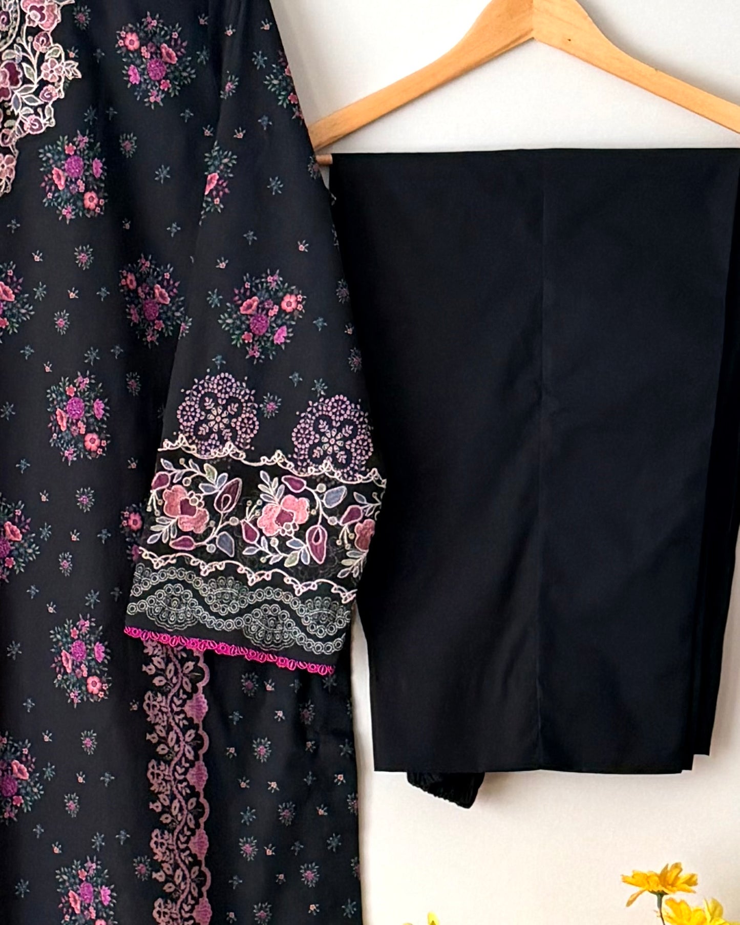 Lawn embroidered suit - Sapphire