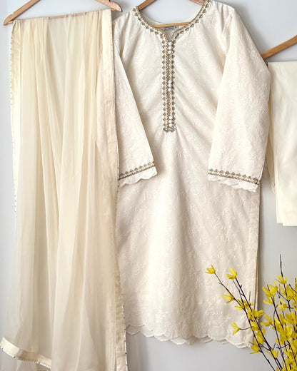 Meher - cotton embroidered